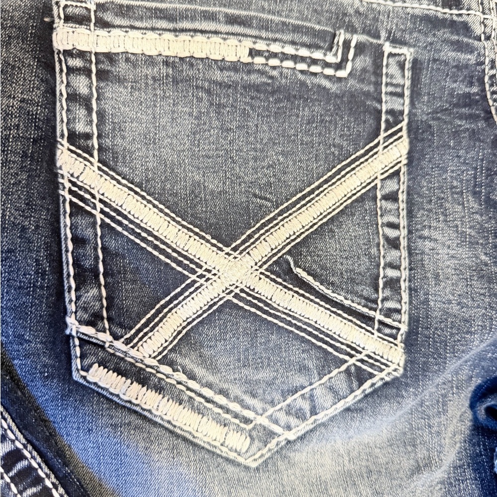True Luck Jeans - Men's Dark Wash Bootcut Jeans - Picture 10 of 11